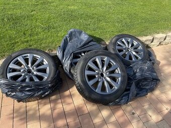 Prodám pneu s disky 235/55 R19
