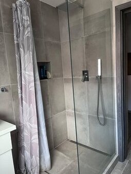 Sprchová zástěna 90cm