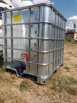 1100 litrová  pixla