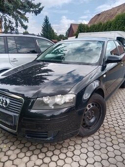 Audi A3 1,6 benzín