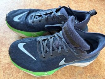 Běžecké boty Nike Invincible 3 vel. 44,5