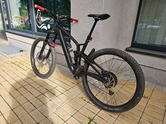 TREK FUEL EXE 9.5 XL (záruka) + upgrade