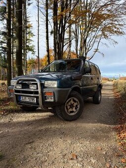 Ford Maverick/Nissan Terrano 2,7 TD - 74 kw