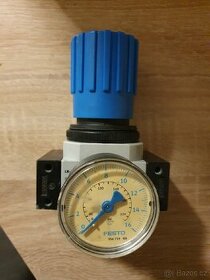 Redukční ventil FESTO LR-D-7-I-MIDI 3/8