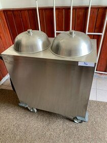 Vyhřívací vozík na talíře