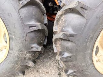 16,9-30  Dvě obutá kola Zetor Pneu nové