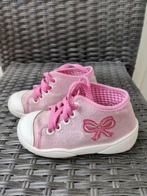 Dětské růžové plátěnky šněrovaci zn.Befado