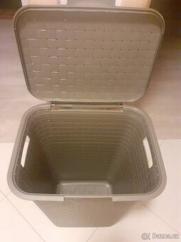 Koš. Plast. TOP stav.