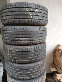 Prodám letní pneu HANKOOK 235/55 R17 103W