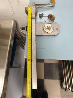 Gastro otvírák na konzervy