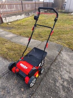 Vertikutátor HECHT 1821