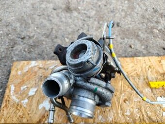 Turbodmychadlo Garrett GTA1549LV