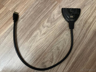 HDMI slučovač/splitter ultra HD 4K