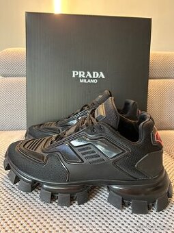 PRADA tenisky 45.