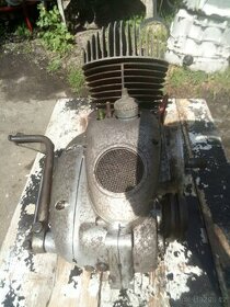 Motor ČZ 150