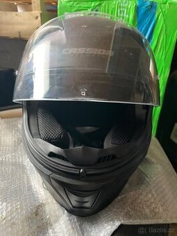 Přilba na motorku