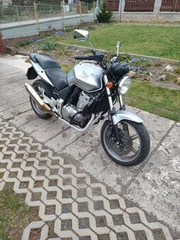 Honda CBF500