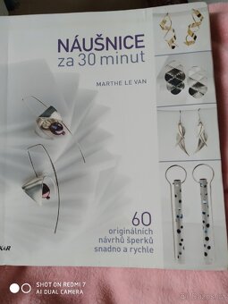 TVORBA NAUSNIC A SPERKU