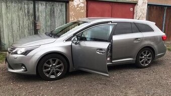 Toyota Avensis 2.0 D-4D 91 kw
