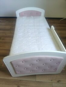 Postel ruzovy polstr + matrace - 1