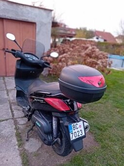 Yamaha x max 125