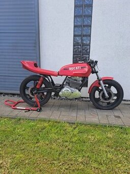 Ducati 500 desmo