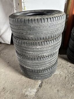 Letní pneu Michelin Agilis - 235/65/R16 C