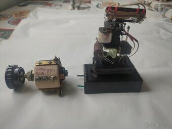 Rtuťové relé a reostat - 1