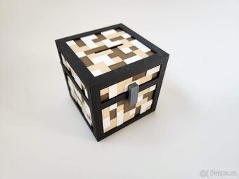 Pokladnička ve tvaru minecraft truhly
