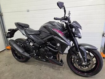 Suzuki GSX-S 750 ABS - 35kw - jen 4500km