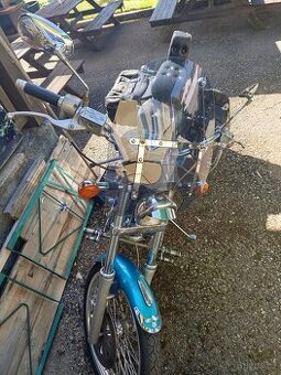 Suzuki Intruder