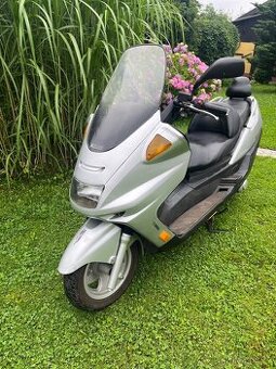 Linhai Monarch 125