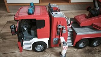 Bruder SCANIA hasičský vůz