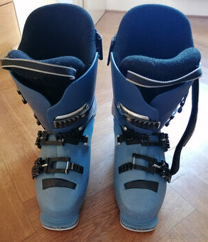 Dámské přezkáče Wedze Freeride vel. 26-26,5 cm