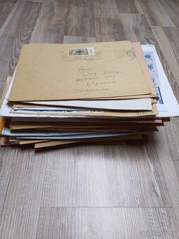 Stará celistvost-obálka a známka 100ks mix 3