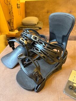 Burton Cartel snowboardové vázání černé