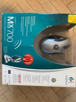 Nová bezdrátová optická myš Logitech Mx700