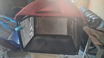 Zachovalý koš na zahradní traktůrek Castel Garden