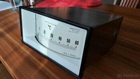 Stolní - vestavný analogový teploměr Pt100, 220 V