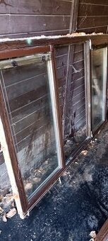 Prodám trojdílné okno, masivní, plastové provedení,