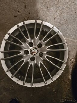 Alfa romeo Alu kola "17 5x110 ET41 7.5J