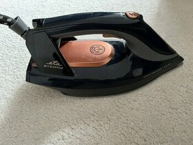 Žehlicí systém ETA Steamio 1290