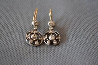 Náušnice s diamanty