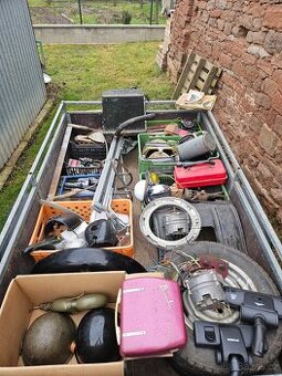 Konvolut dílů auto moto