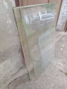 Kabinová skla na HON UN 053