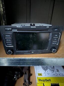 Octavia 2 rádio Bolero