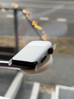 Apple Watch SE 2 - 44mm - Černá - 12M ZÁRUKA - 1