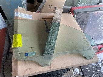 Sklo dveří LP+PP Superb 1