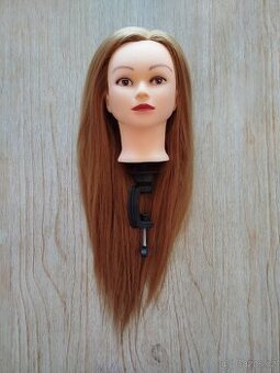 Kadeřnická figurína