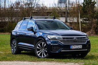 Volkswagen Touareg R-Line / 1. Majiteľ / TOP STAV / Vzduch /